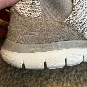 Skechers Dual Lite Memory Foam